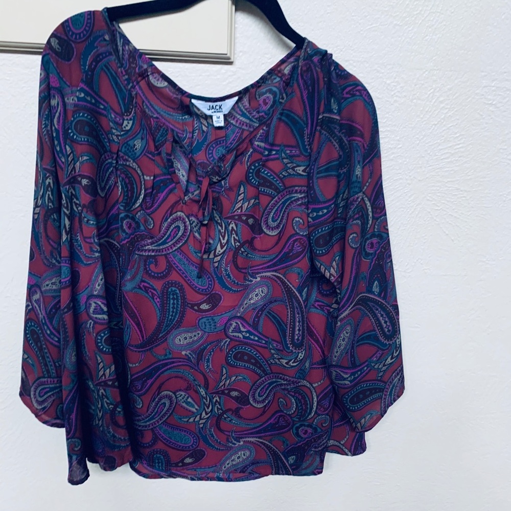 Boho chic blouse with tie closure and 3/4 sleeves